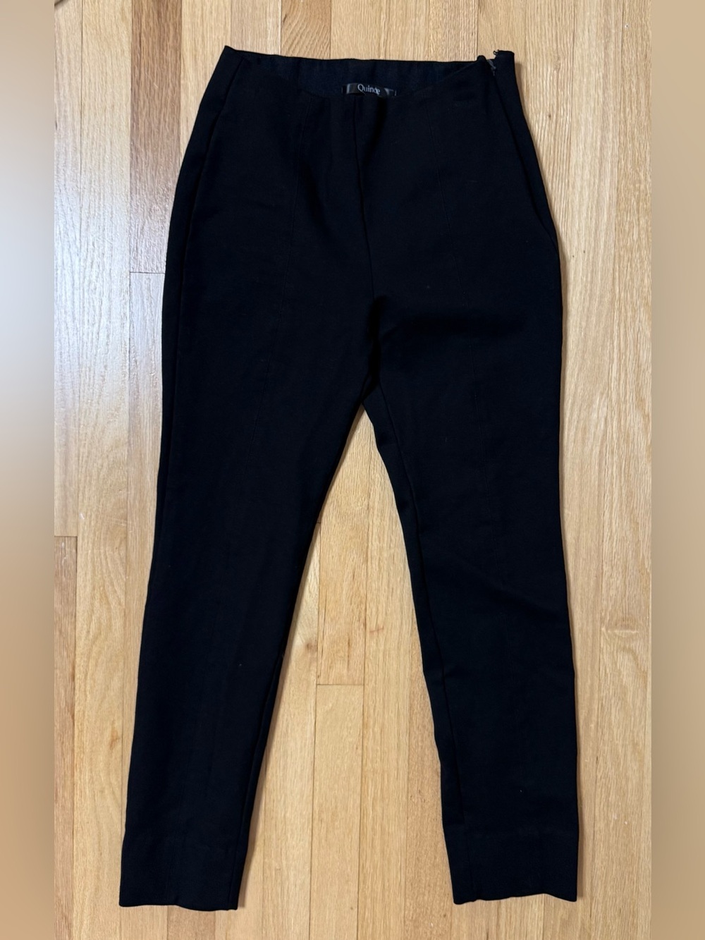 Quince Women's Black Ultra-Stretch Ponte Pants Pintuck Ankle sz M
